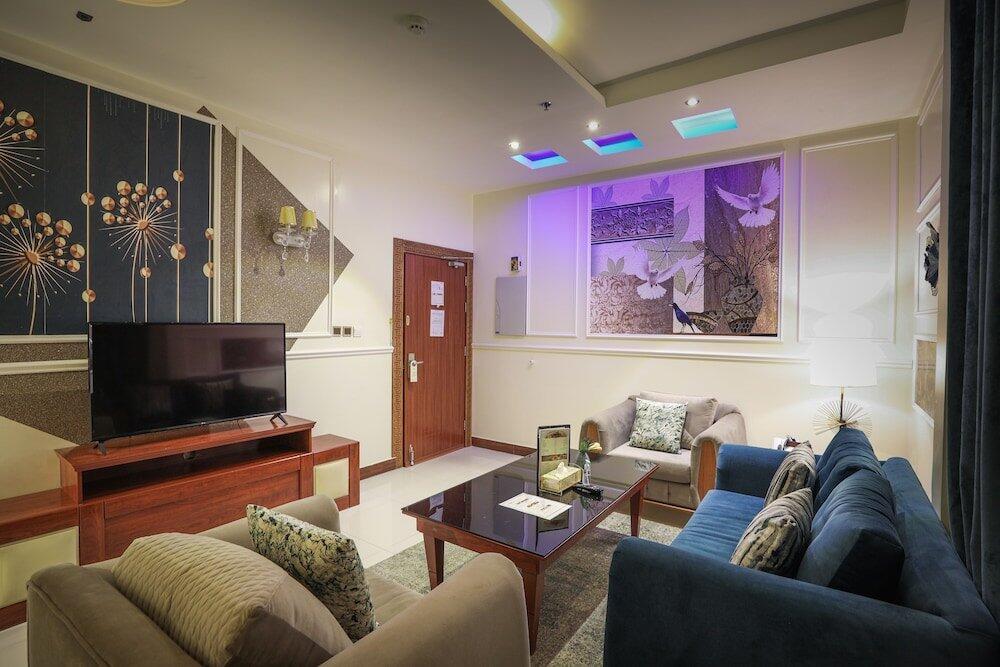 Room – Meral Crown Hotel