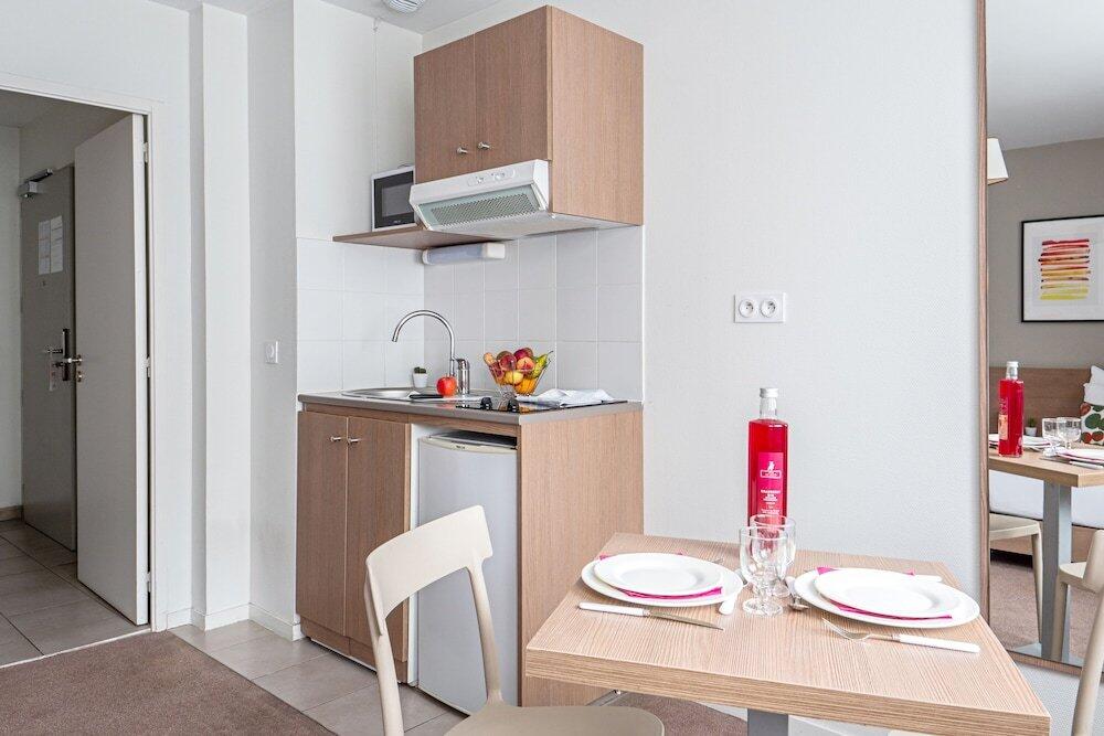 Foto de una habitación de Appart&amp;#039;City Confort Orléans