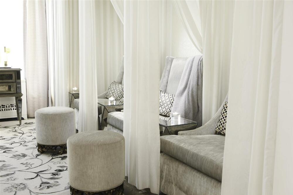 Foto general de Surrey Suites Hotel