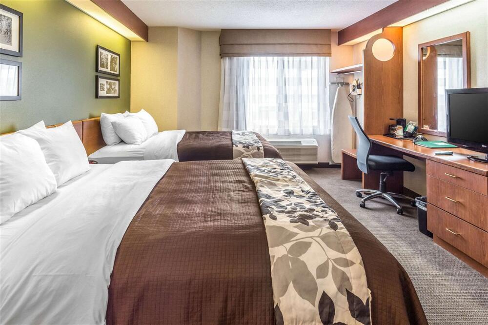 Foto de una habitación de Hotel Sleep Inn &amp;amp; Suites Acme - Traverse City