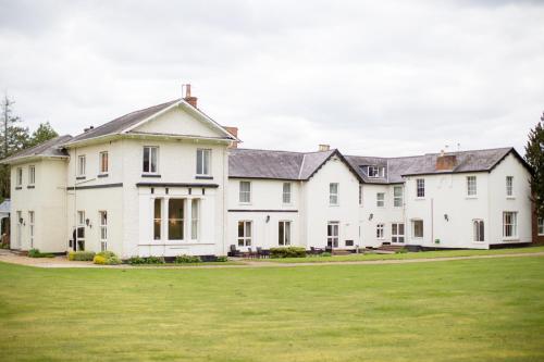 Foto de los servicios de Brandon Hall Hotel &amp;amp; Spa Warwickshire