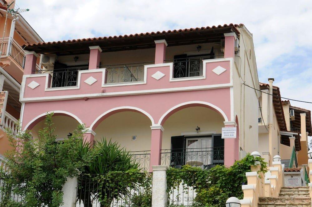 Foto del exterior de Hotel Kavos Panorama Complex