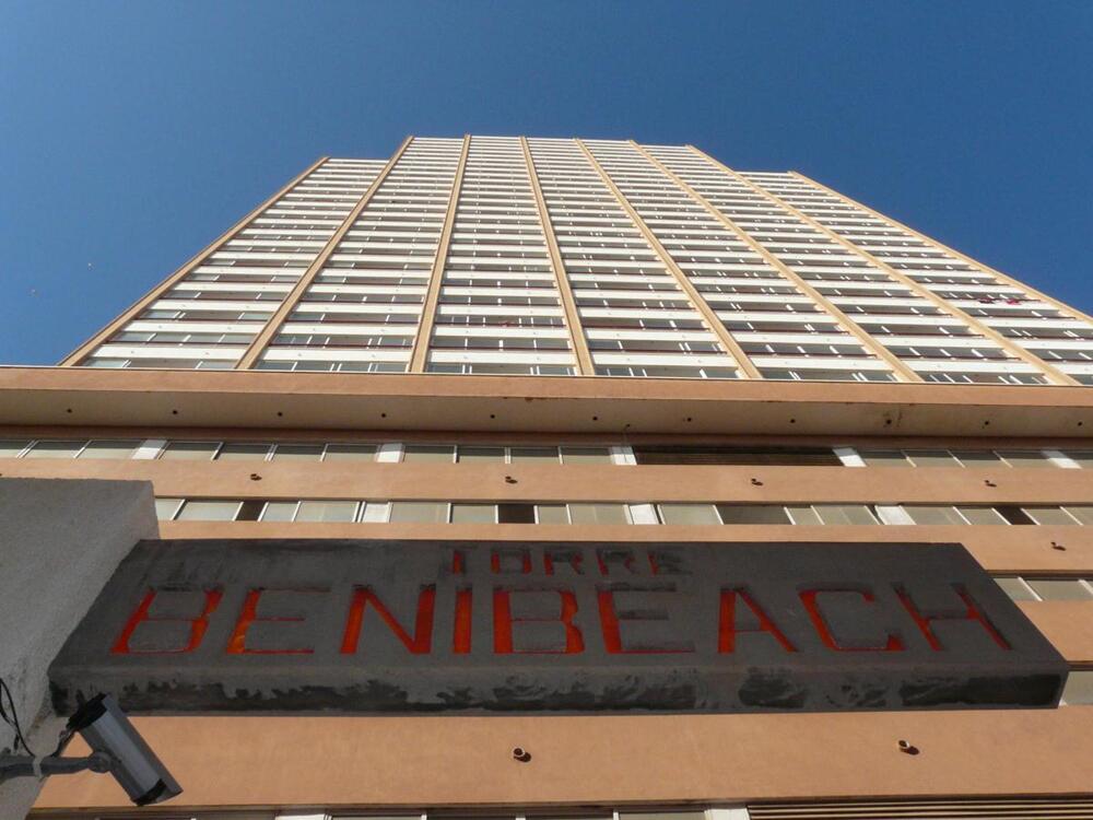 Foto del exterior de Apartamentos Beni-Beach