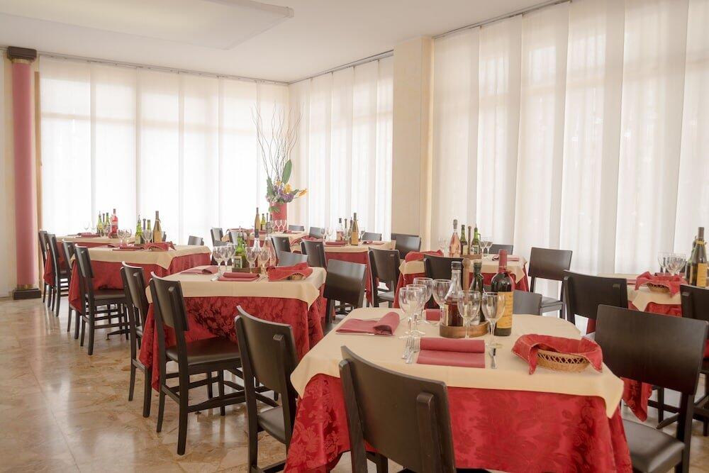 Foto de restauración de Hotel Azzorre &amp;amp; Antille