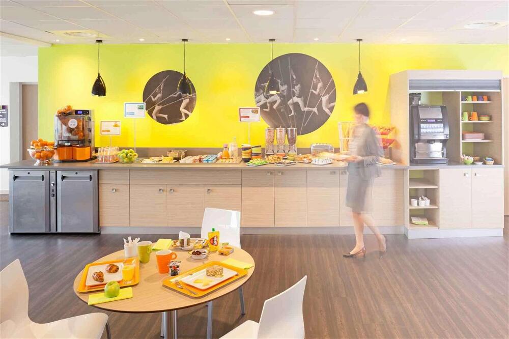 Foto de restauración de Hotel ibis Styles Beaune Centre