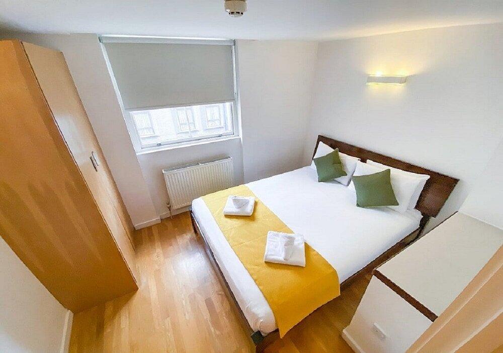 Foto de una habitación de Hyde Park Executive Apartments