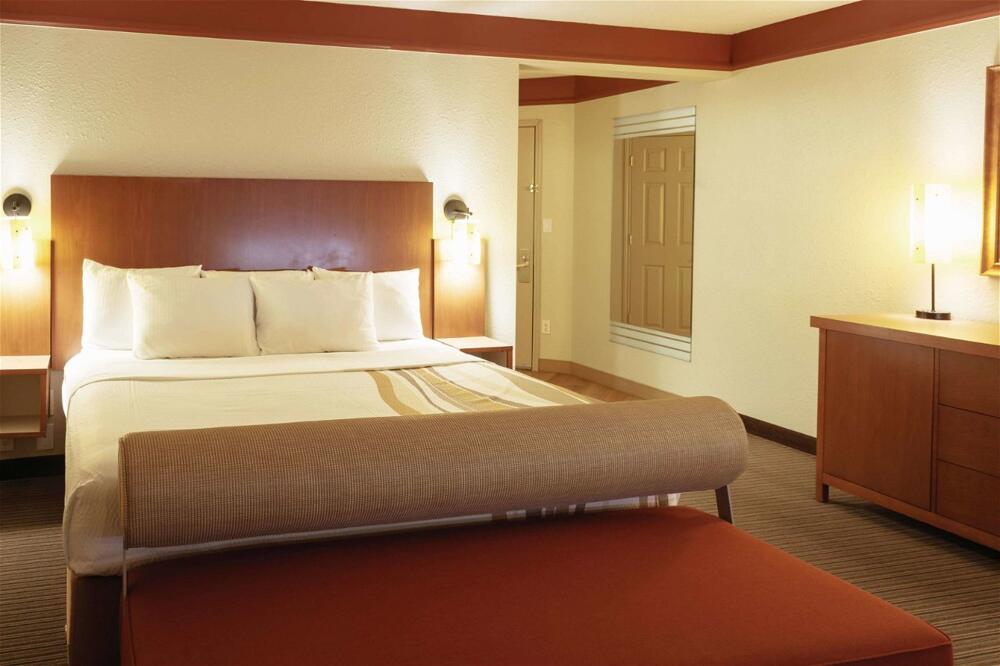 Foto de una habitación de Hotel La Quinta by Wyndham Atlanta Ballpark/Galleria