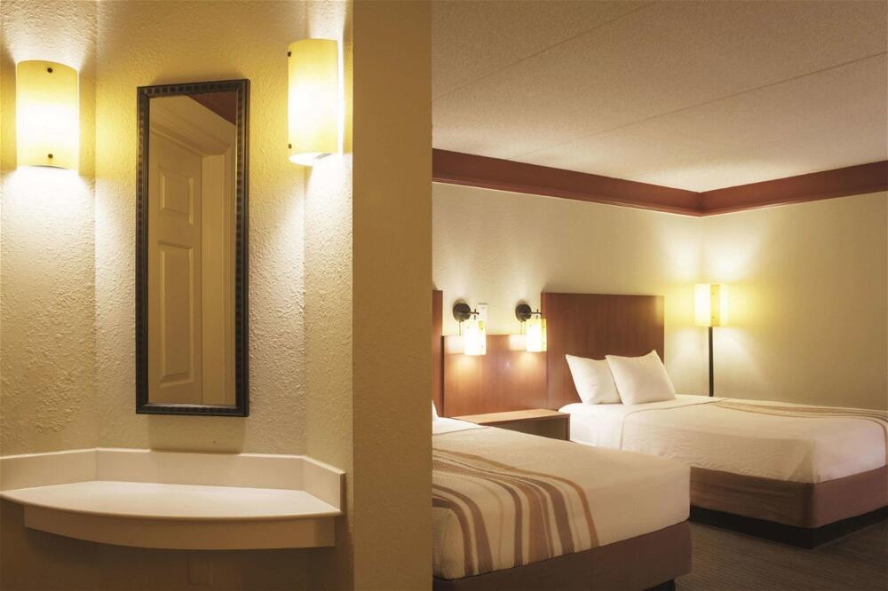 Foto de una habitación de Hotel La Quinta by Wyndham Atlanta Ballpark/Galleria