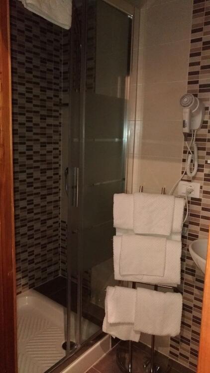 Foto del baño de Hotel Victoria
