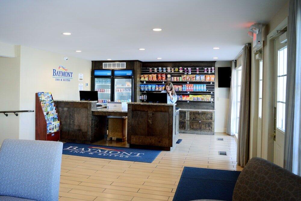 Common areas – Hotel Baymont by Wyndham St. Ignace Lakefront