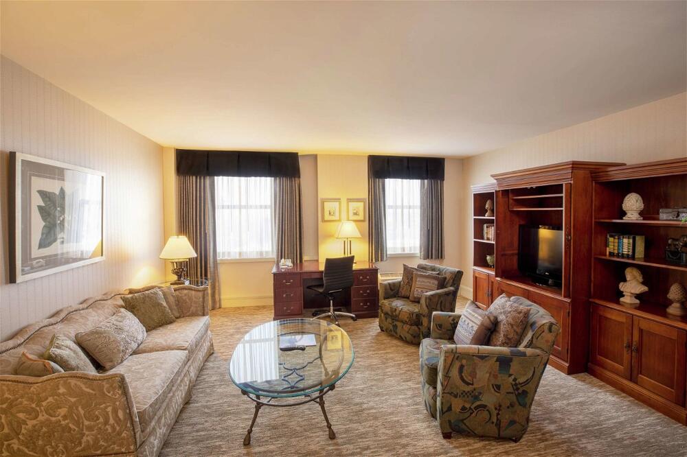 Foto de una habitación de Hotel Hilton Cincinnati Netherland Plaza
