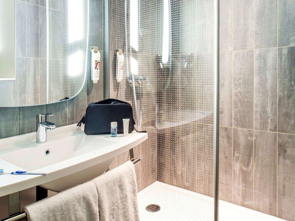 Foto de una habitación de Hotel Ibis Sofia Airport