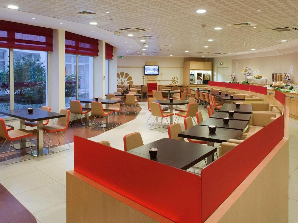 Foto de restauración de Hotel ibis Paris Montmartre Sacré-Coeur