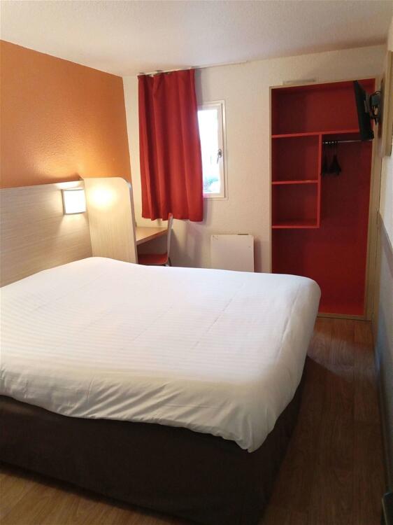 Foto de una habitación de Hotel Premiere Classe Saint Brice Sous Forêt