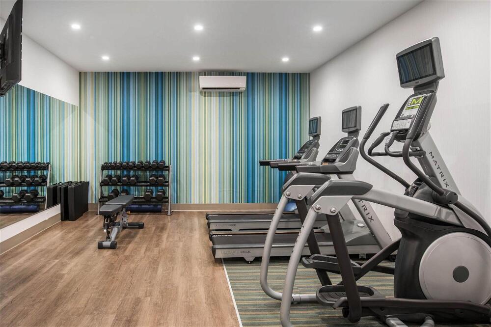 Facilities – Holiday Inn Express &amp;amp; Suites Ludington, an IHG Hotel