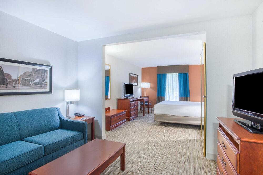 Foto general de Holiday Inn Express Hotel &amp;amp; Suites Brattleboro, an IHG Hotel