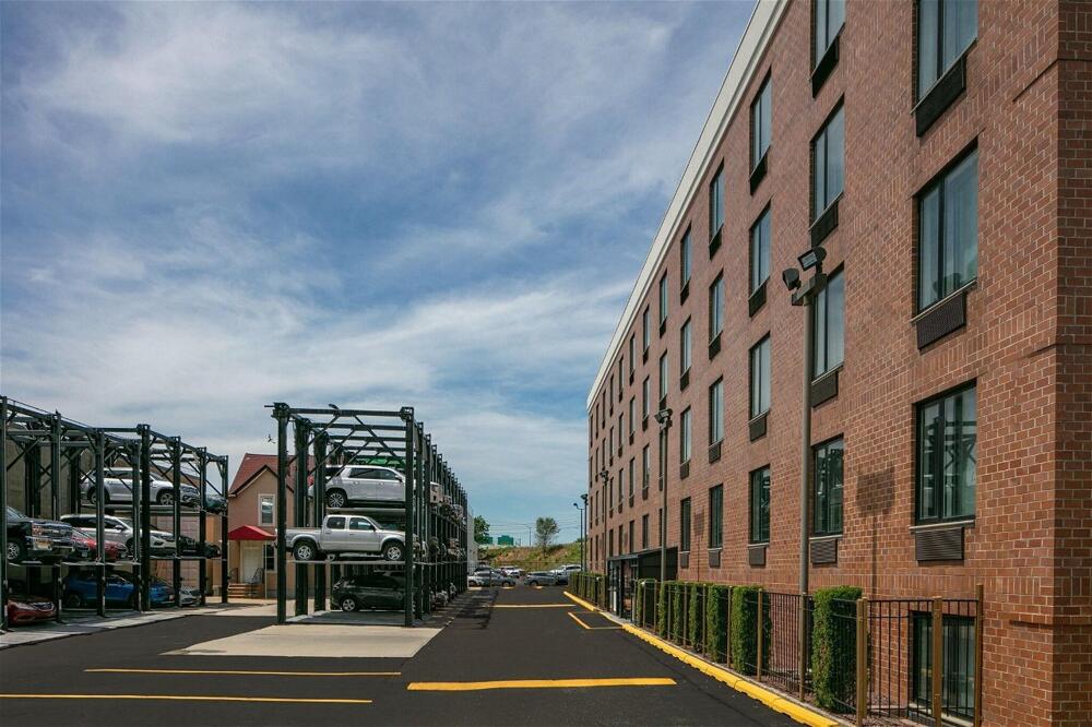 Foto del exterior de Hotel Fairfield Inn by Marriott JFK Airport