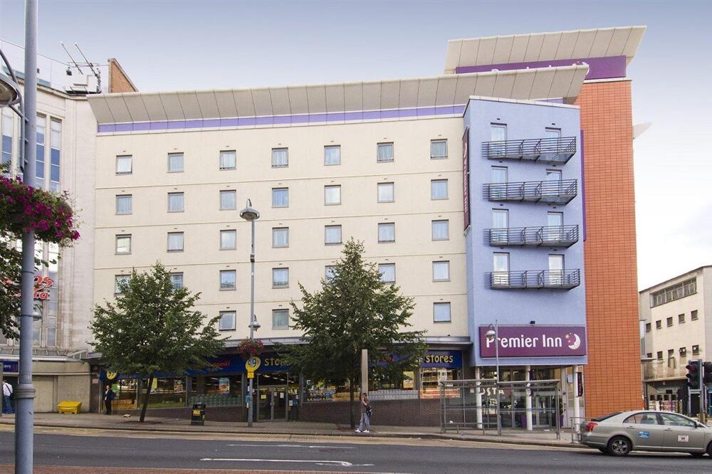 Foto general de Hotel Premier Inn Sheffield City Centre Angel Street