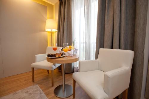 Foto de los servicios de Hotel M.A. Sevilla Congresos