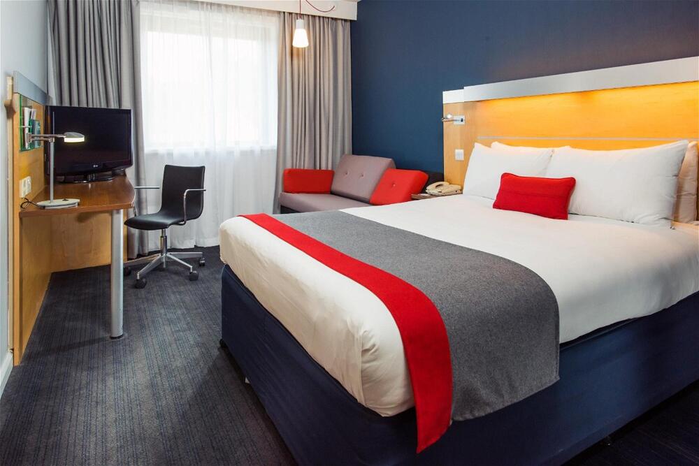 Foto de una habitación de Holiday Inn Express Hemel Hempstead, an IHG Hotel