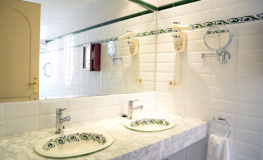 Foto del baño de Hotel Termes La Garriga