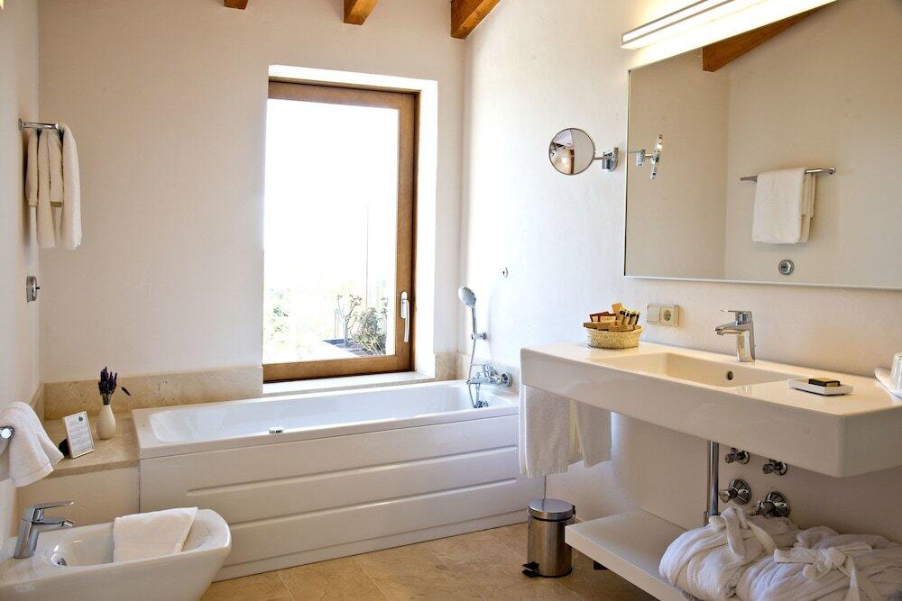 Foto del baño de Cases de Son Barbassa Hotel &amp;amp; Restaurant