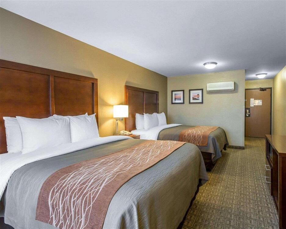 Foto de una habitación de Hotel Comfort Inn &amp;amp; Suites Ventura Beach