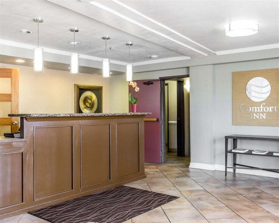 Foto de las zonas nobles de Hotel Comfort Inn &amp;amp; Suites Ventura Beach