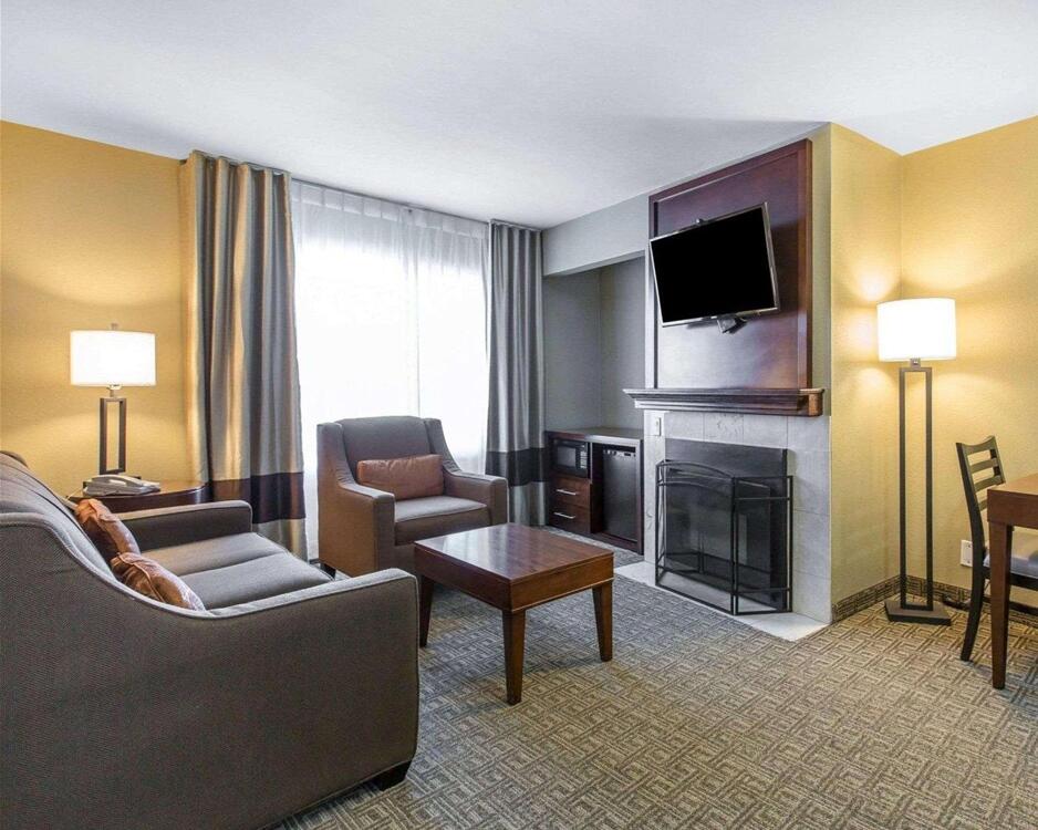 Foto general de Hotel Comfort Inn &amp;amp; Suites Ventura Beach