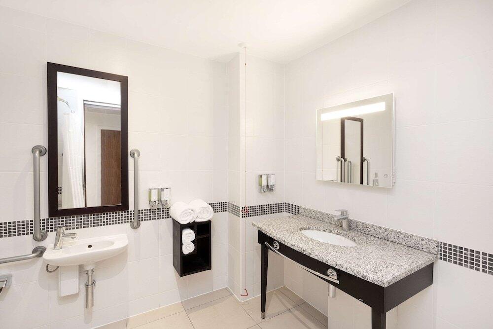 Foto del baño de Hotel Hampton by Hilton Sheffield