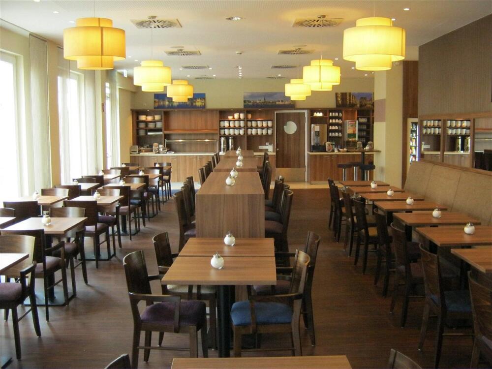 Photo – Hotel Premier Inn Hamburg City Millerntor