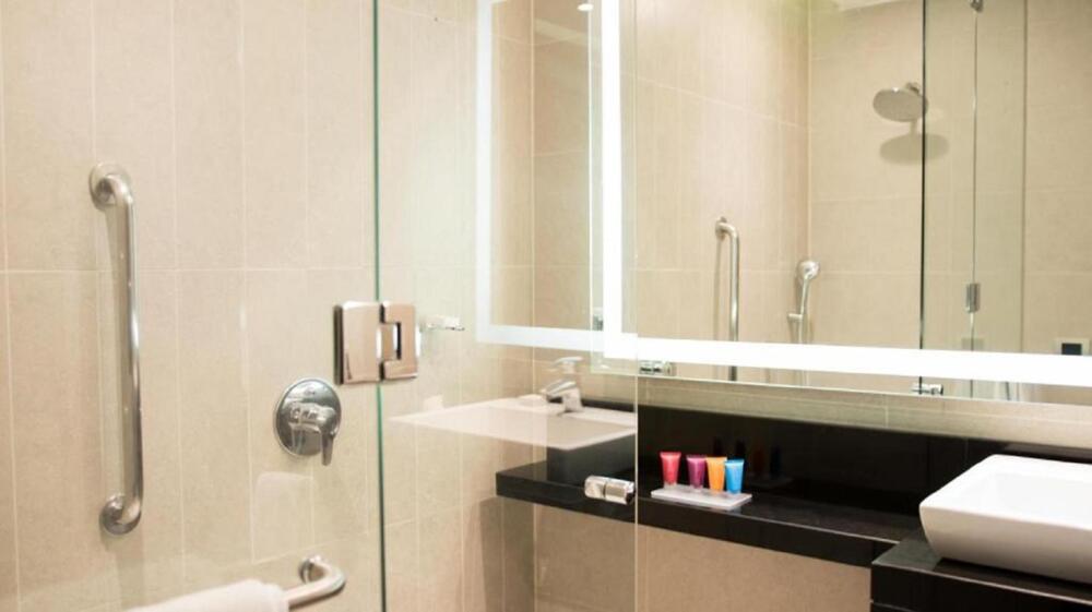 Foto del baño de Hotel Hilton Garden Inn Santiago Airport