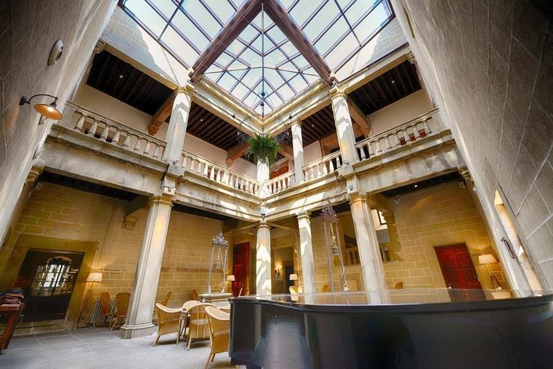 Foto de los servicios de Hotel Palacio Carvajal Girón