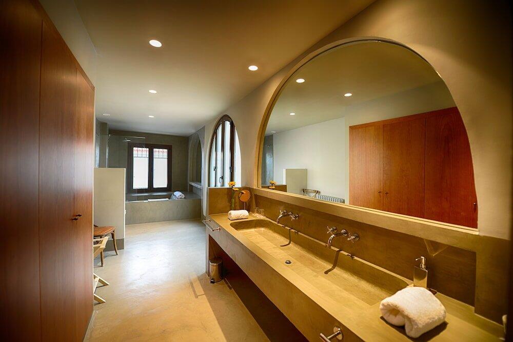 Foto del baño de Hotel Palacio Carvajal Girón