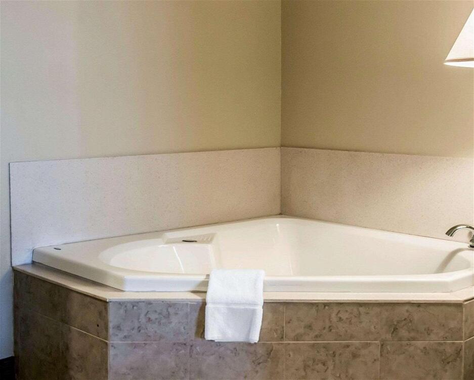 Foto de una habitación de Hotel Comfort Suites Cincinnati North