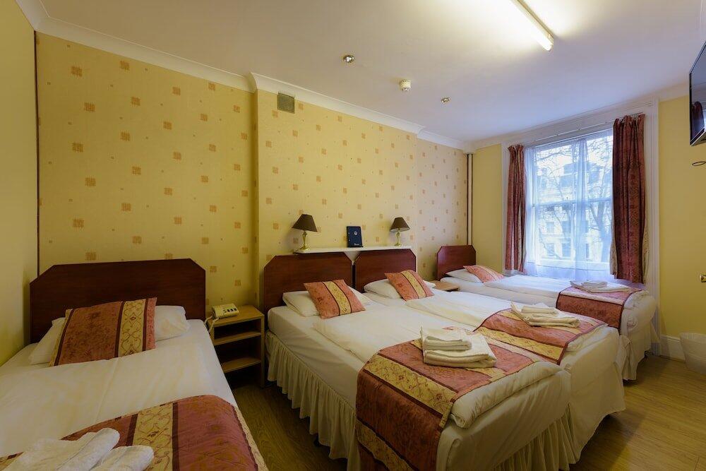 Foto de una habitación de Dolphin Hotel