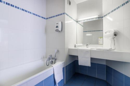 Foto de una habitación de Hôtel Ariane