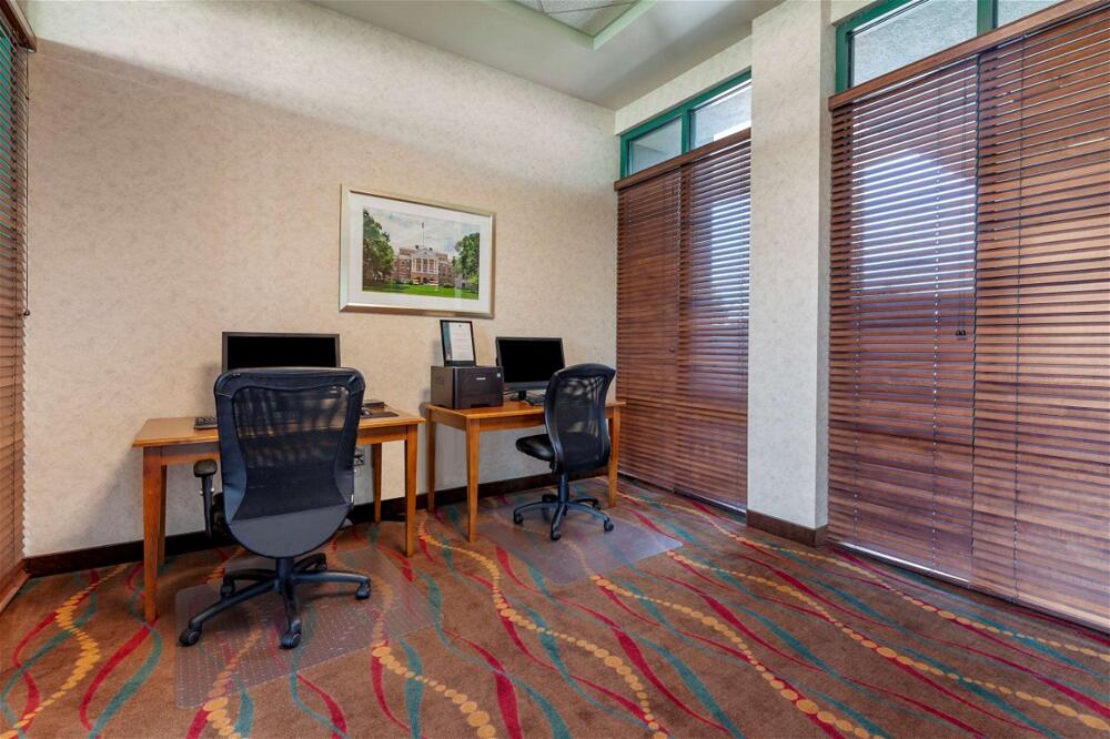 Foto de una habitación de Hotel Clarion Suites at the Alliant Energy Center
