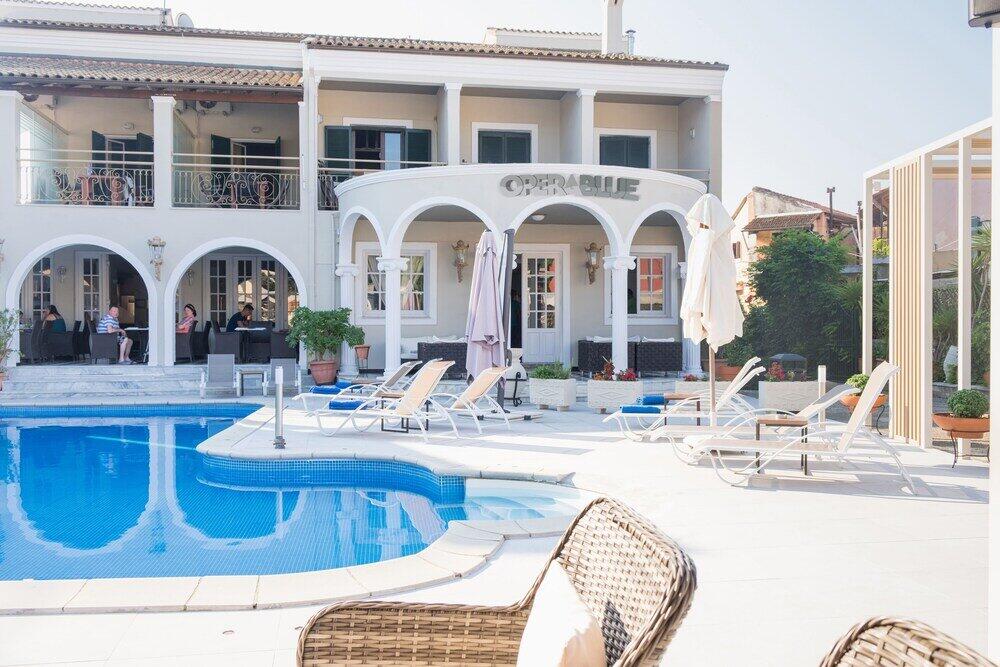 Foto de los servicios de Opera Blue Hotel