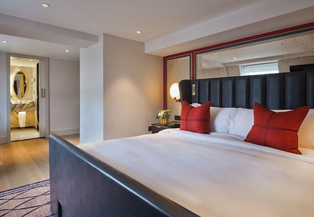 Foto de una habitación de The Mayfair Townhouse - an Iconic Luxury Hotel