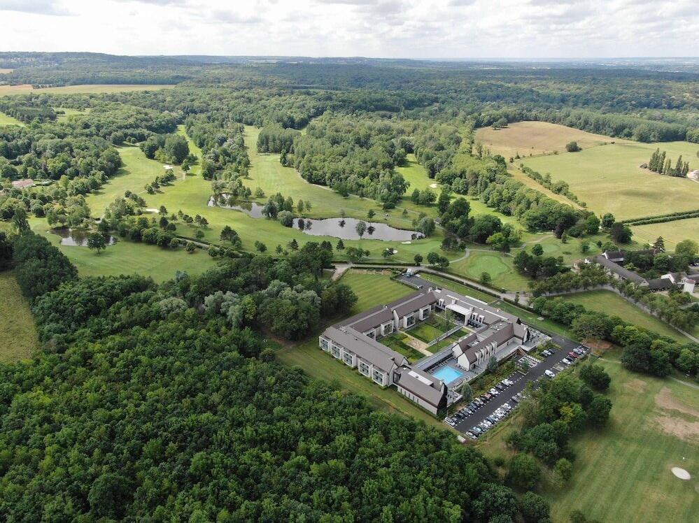 Foto general de Hotel Le Domaine des Vanneaux Golf et Spa Mgallery