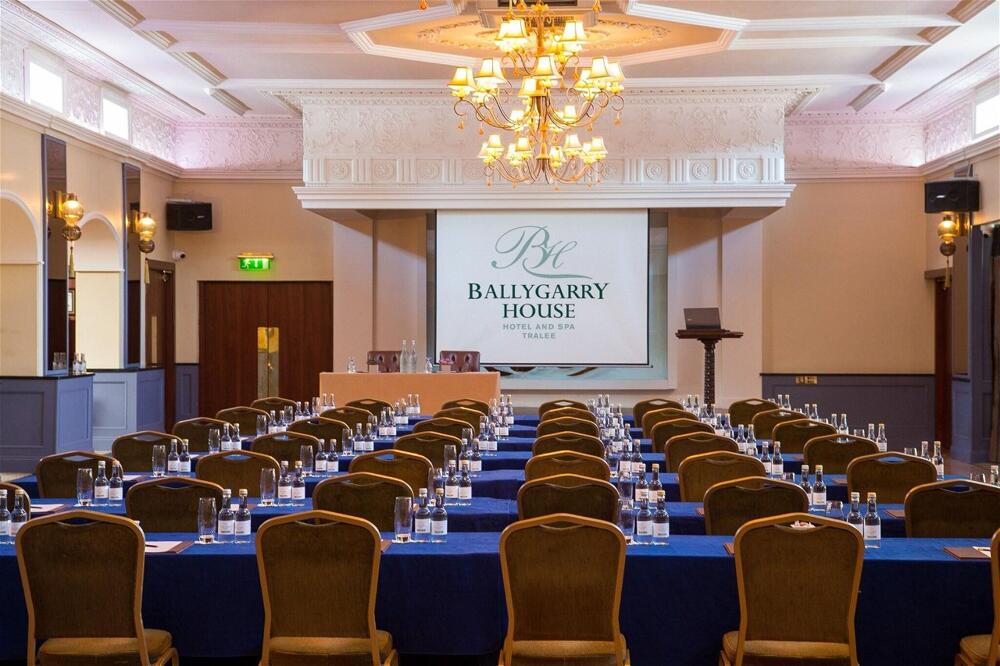 Foto general de Ballygarry House Hotel &amp;amp; Spa