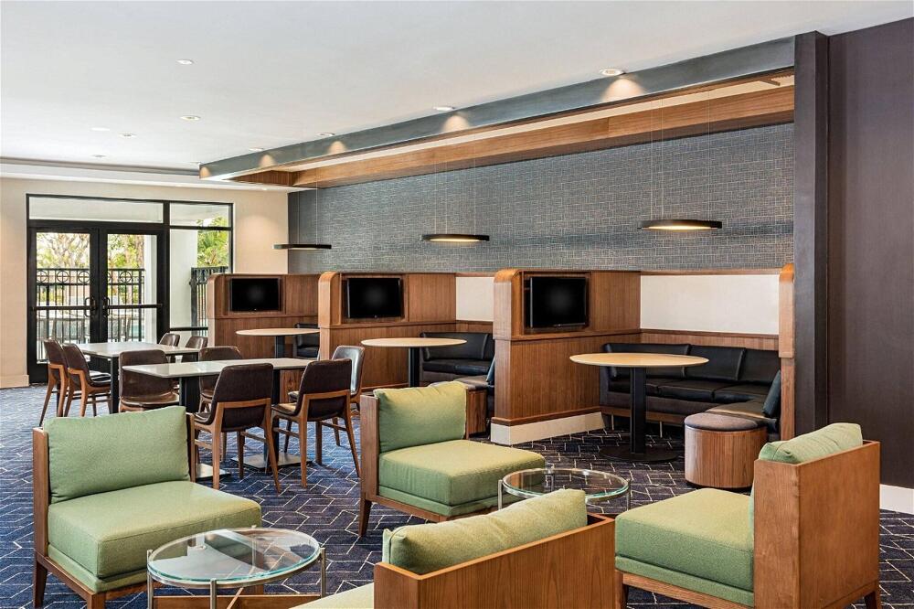 Foto de los servicios de Hotel Courtyard Anaheim Resort/Convention Center