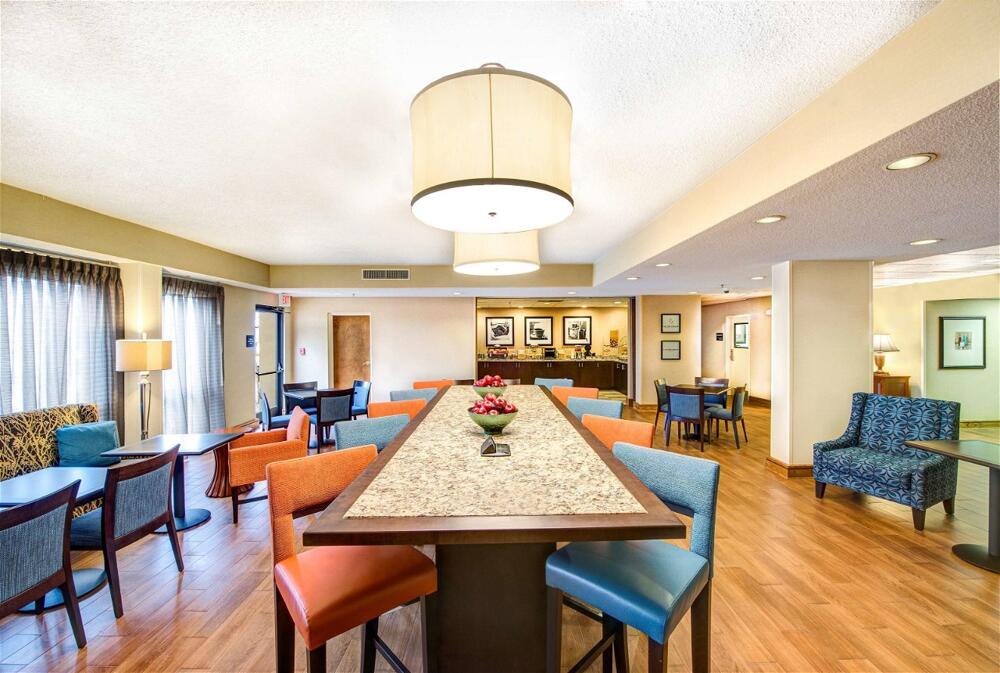 Foto de restauración de Hampton Inn Hotel Atlanta-Southlake