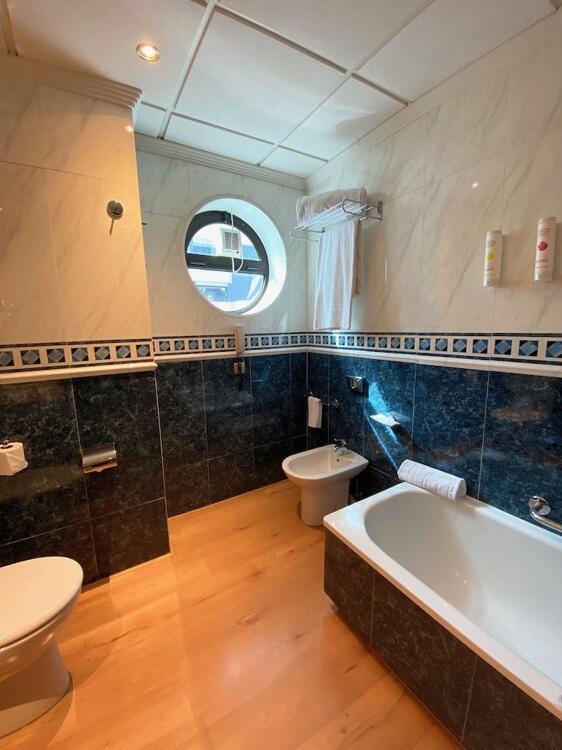 Foto del baño de Hotel Zentral Gijón Rey Pelayo