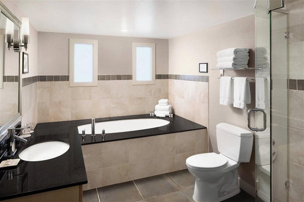 Foto de una habitación de Delta Hotels by Marriott Calgary South
