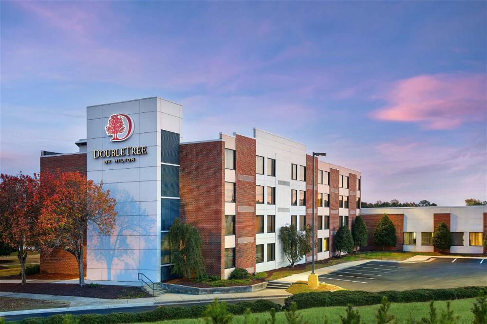 Foto del exterior de DoubleTree by Hilton Hotel Rocky Mount