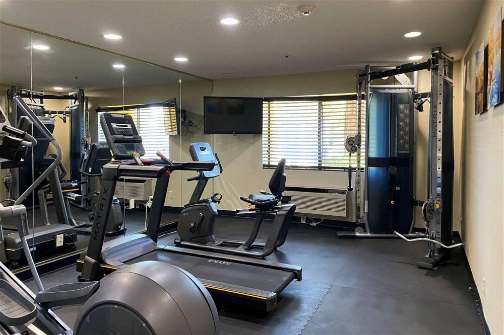 Foto de los servicios de Hotel Comfort Inn &amp;amp; Suites Newark Fremont / Silicon Valley