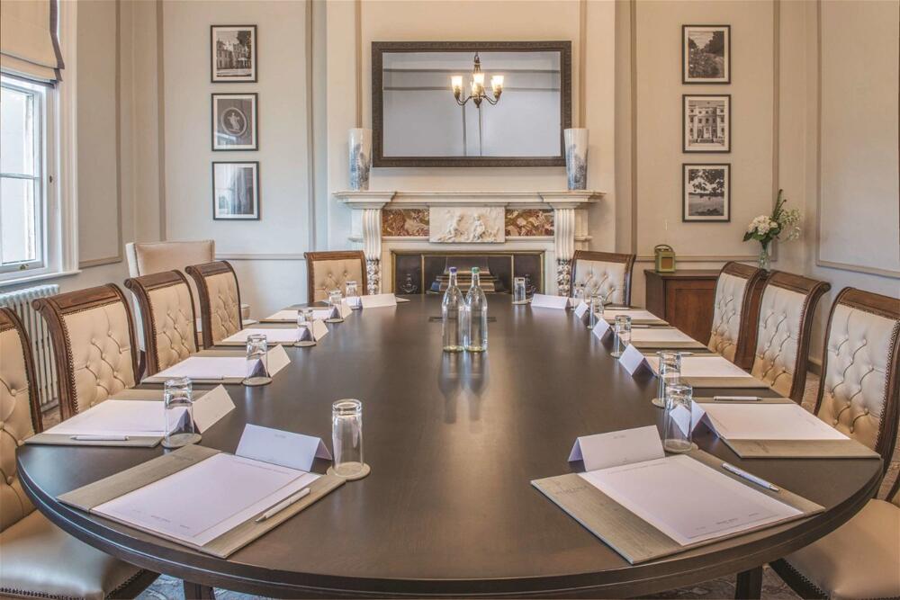 Foto de los servicios de Hotel De Vere Wokefield Estate