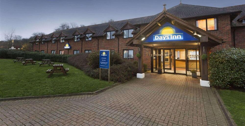 Foto general de Hotel Days Inn by Wyndham Sevenoaks Clacket Lane